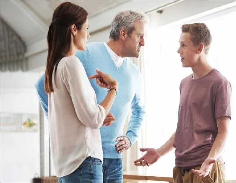 استخدام المراهقين لأنترنت وعلاقته بمستوى الطموح 